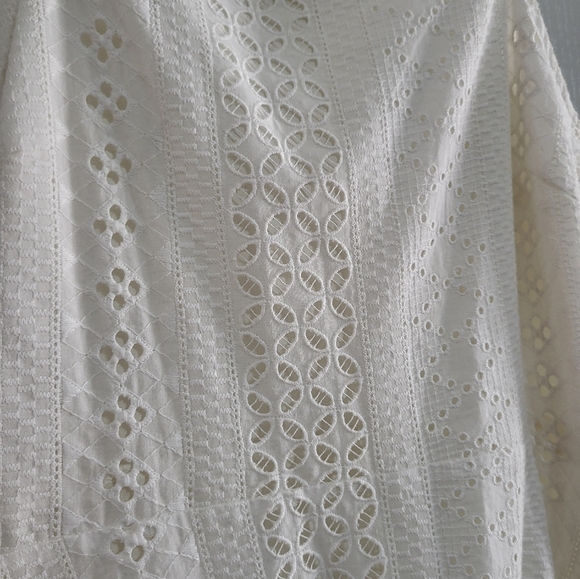 White eyelet dress - Picture 2 of 6